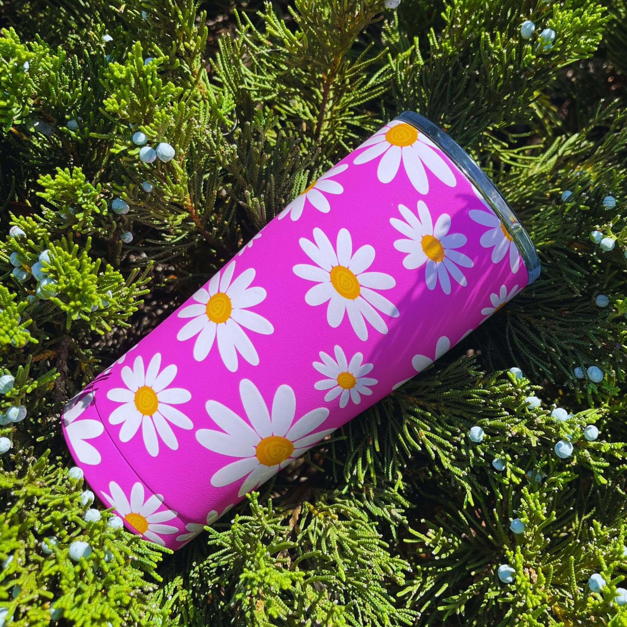 20 oz. SIC® Pink Daisy Tumbler - SIC Lifestyle